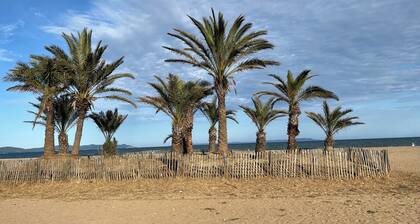 Bright apartment for a pleasant stay in Hyères