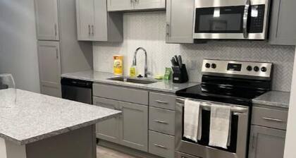 Richmond Luxury Suite Free parking Wi-fi