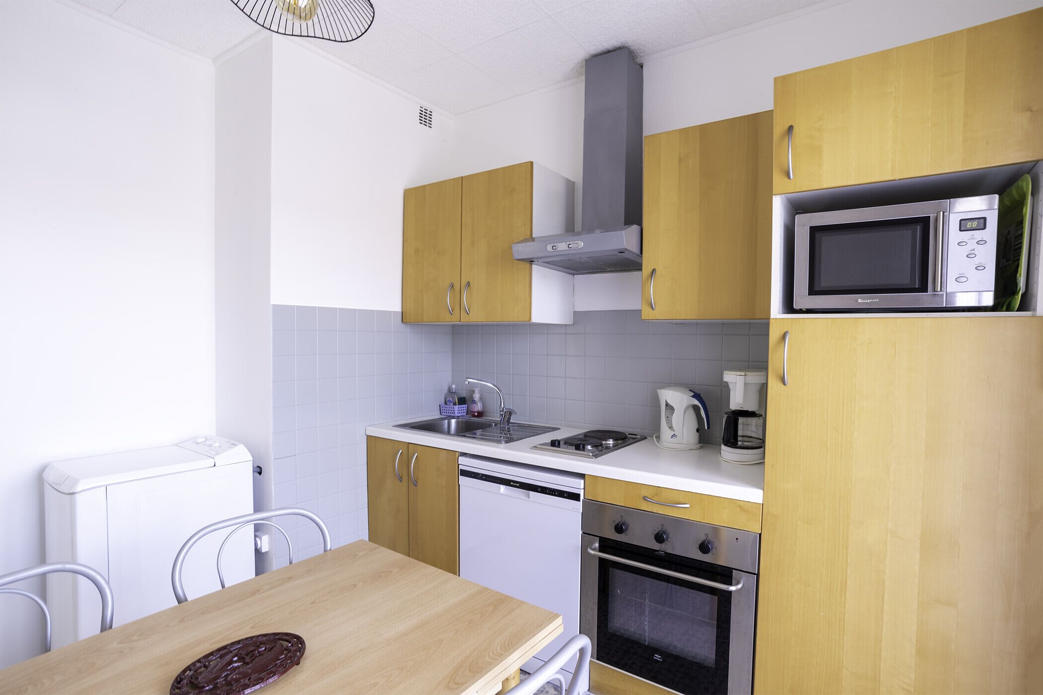 Charming apartment with balcony, in Hyères