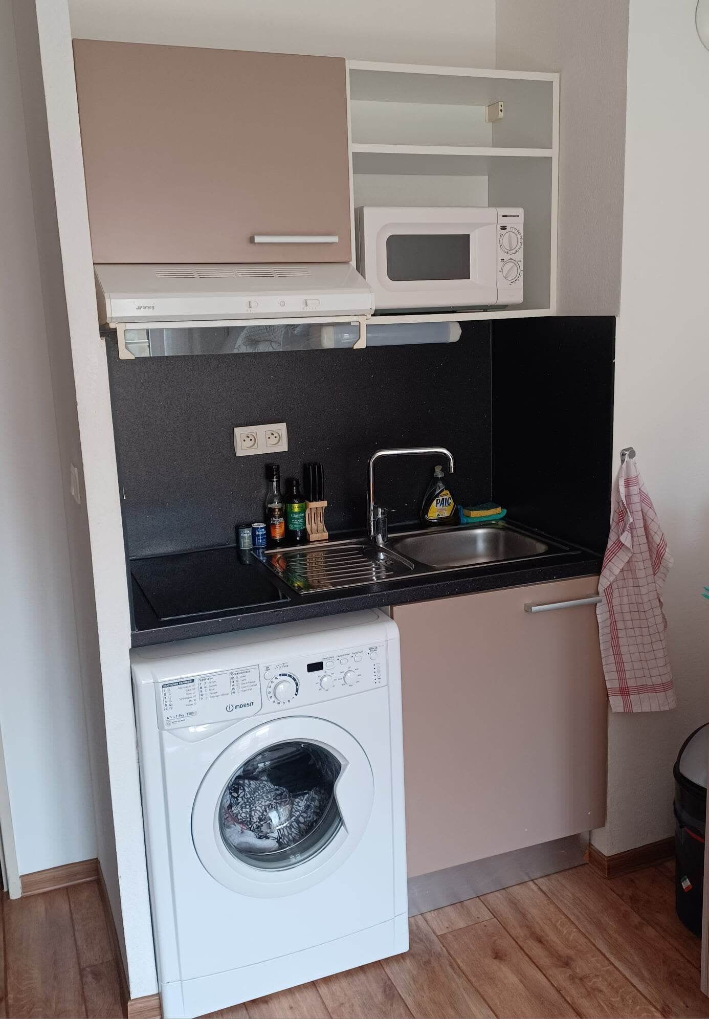 Small studio for 2 people in Fréjus
