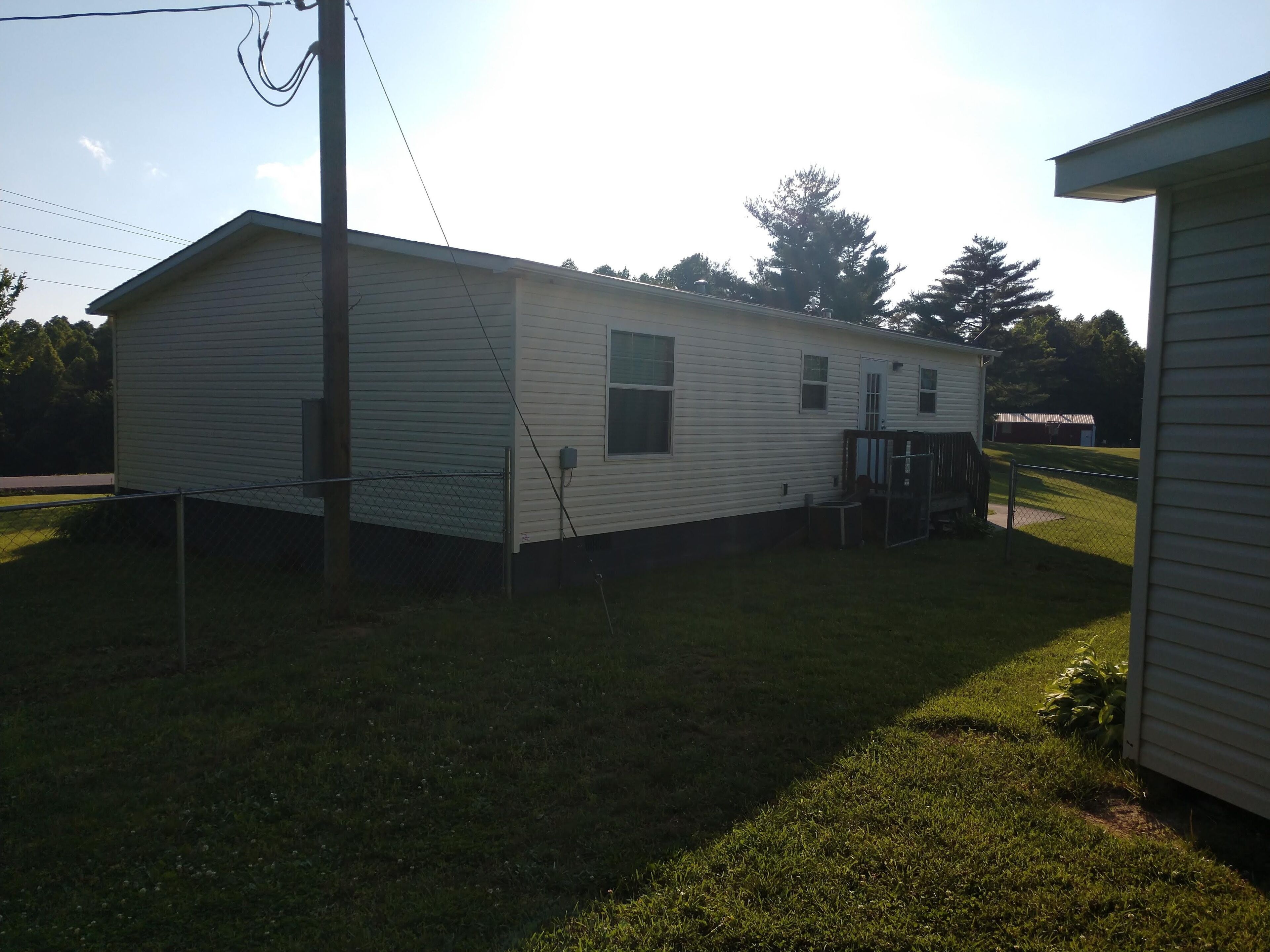 Quaint country cottage New Cave Run Lake and Red River Gorge