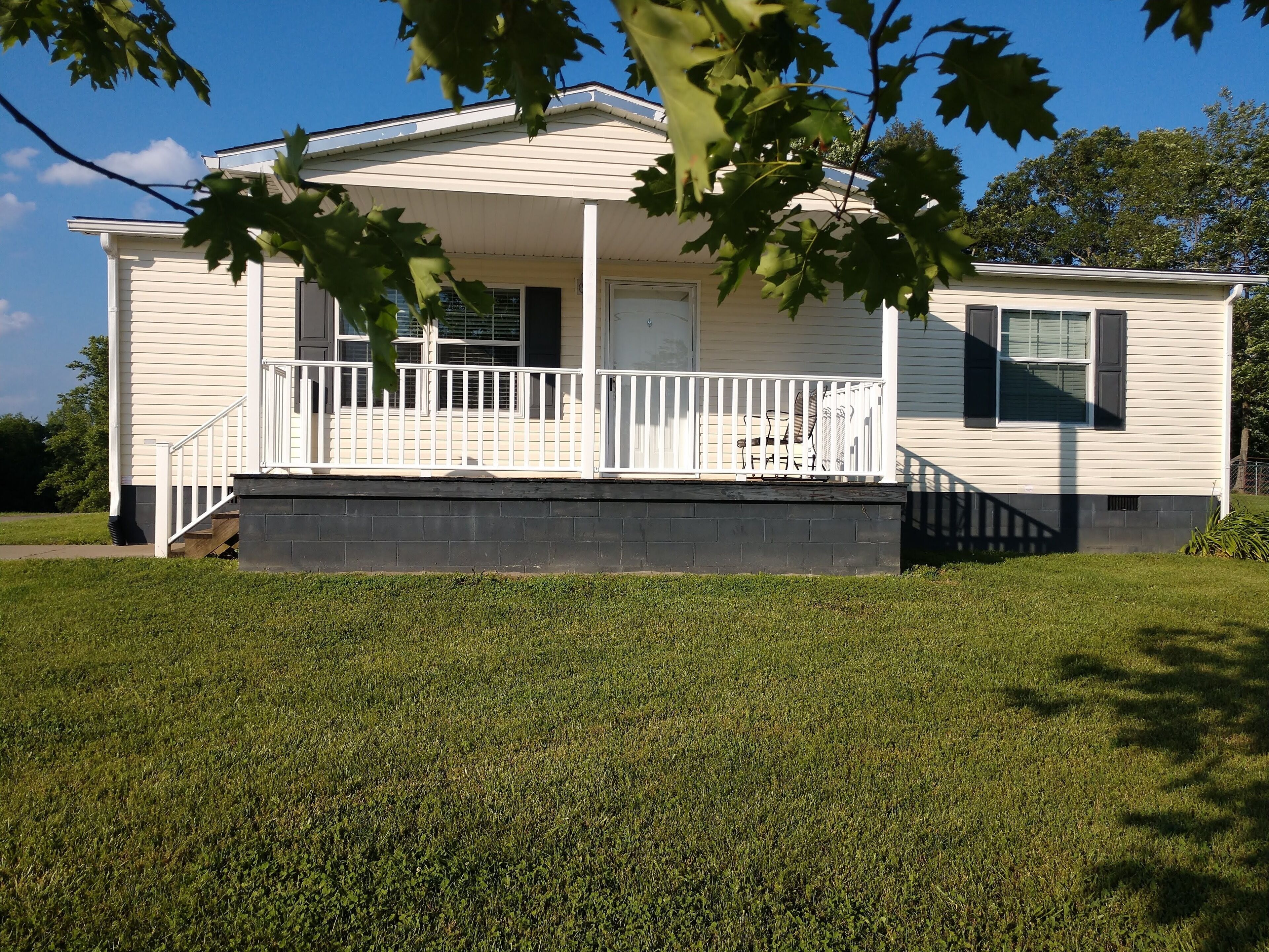 Quaint country cottage New Cave Run Lake and Red River Gorge