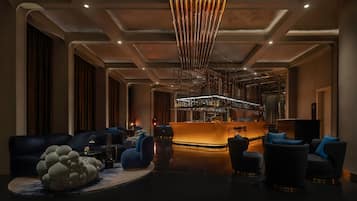 2 bar/lounge