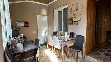 Microondas, tetera/pava eléctrica