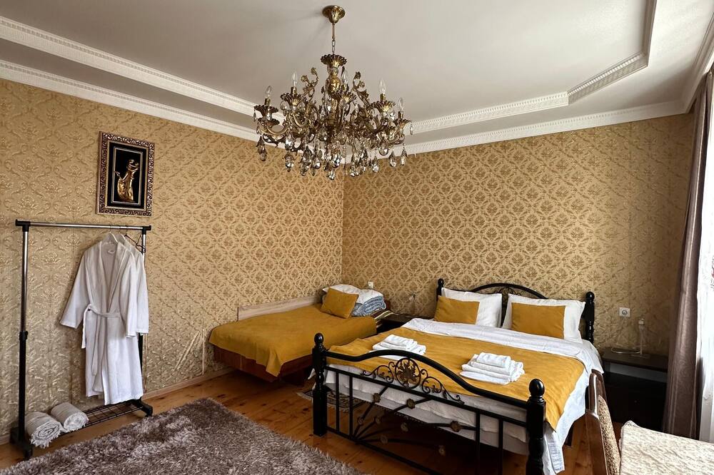 Guest House Elguja Qushashvili