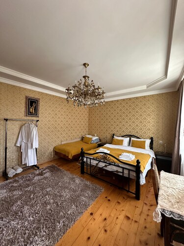 Guest House Elguja Qushashvili