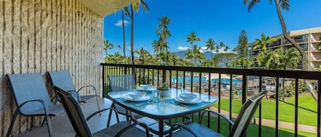 Condo, 2 Bedrooms | Outdoor dining