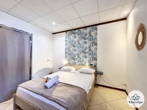 1 bedroom, iron/ironing board, free WiFi, bed sheets