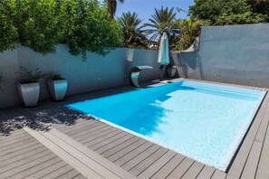Outdoor pool - Sumptuous Villa with Swimming Pool (Herzliya)