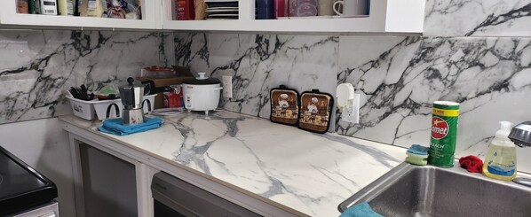 Private kitchen - LixyLouis Andalusia minutes from the Downtown (Andalusia)