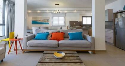 great apartment facing the sea 1 minute from the beach