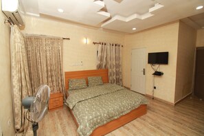 4 chambres, Wi-Fi, draps fournis