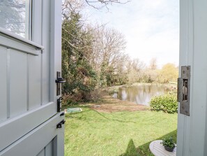 Property grounds - Gwithian Shepherds Hut (Hayle)