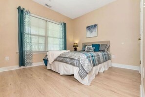 2 Schlafzimmer, Schreibtisch, Bügeleisen/Bügelbrett, kostenloses WLAN