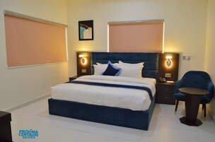 华丽双人房 | 高档床上用品、泰普尔床垫、特色装修、特色家居