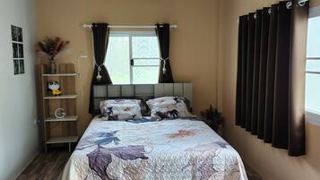 1 quarto, Wi-Fi de cortesia, roupa de cama