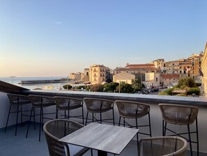 View from property - Salemare Rooms & Suites (Cefalù)