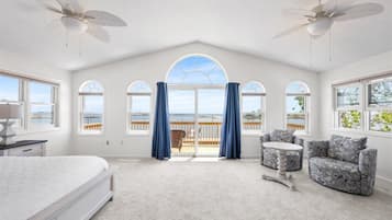 4 camere, ferro/asse da stiro, Wi-Fi gratuito, lenzuola