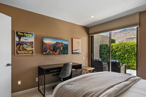 Guest Bedroom  Queen Bed, big screen TV.  Mountain Views!