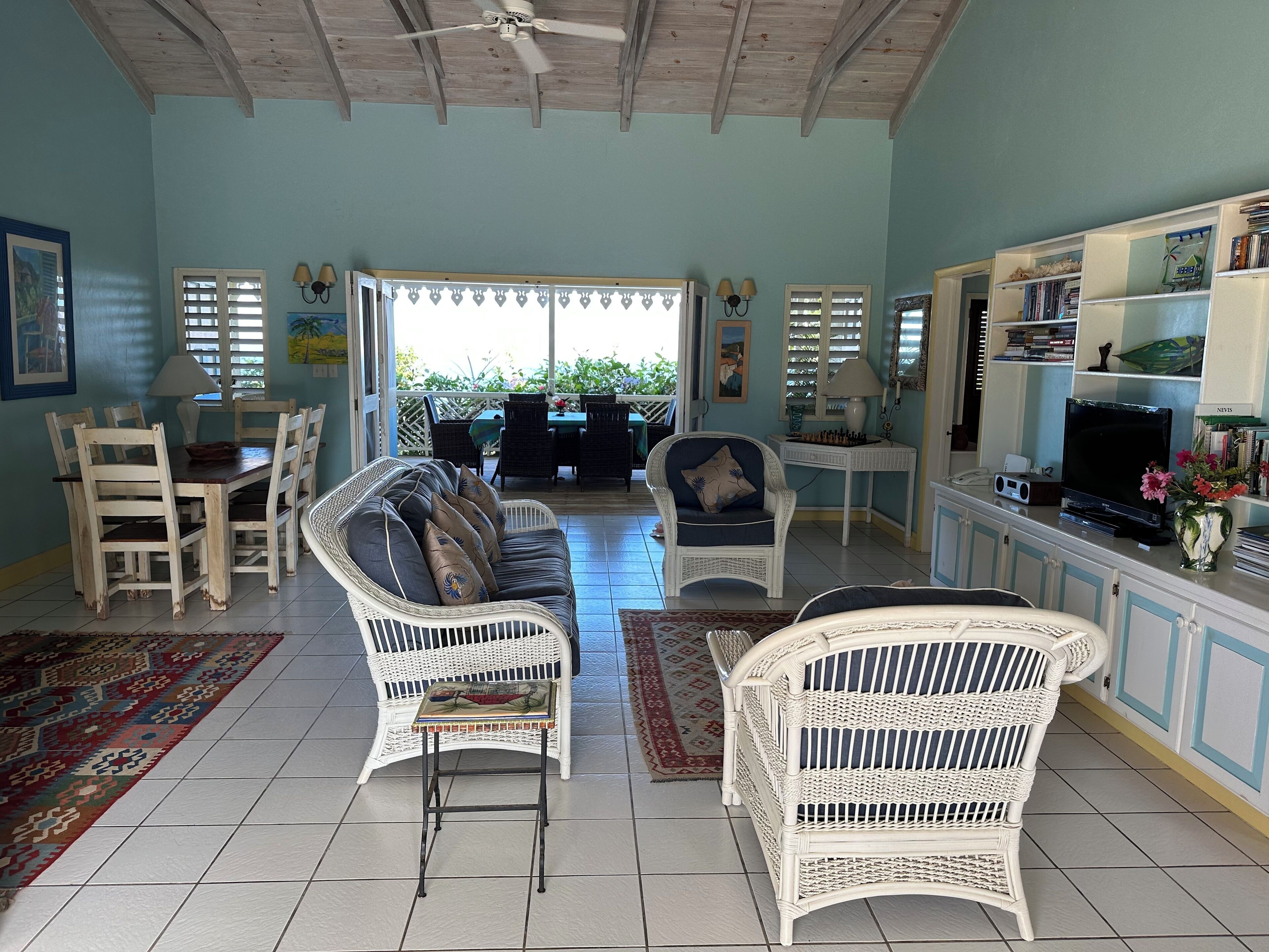 Smart TV, DVD player, books, music library