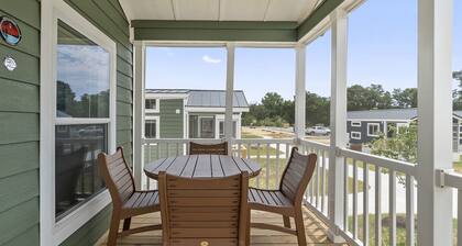 2BR Cottage (w/ Loft) by the Shenandoah River - Pet Friendly (V239)