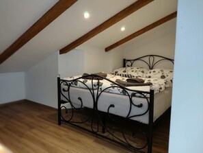 아파트, 침대(여러 개) | 2 개의 침실, 다리미/다리미판, 무료 WiFi, 침대 시트