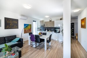 Smart TV, video games