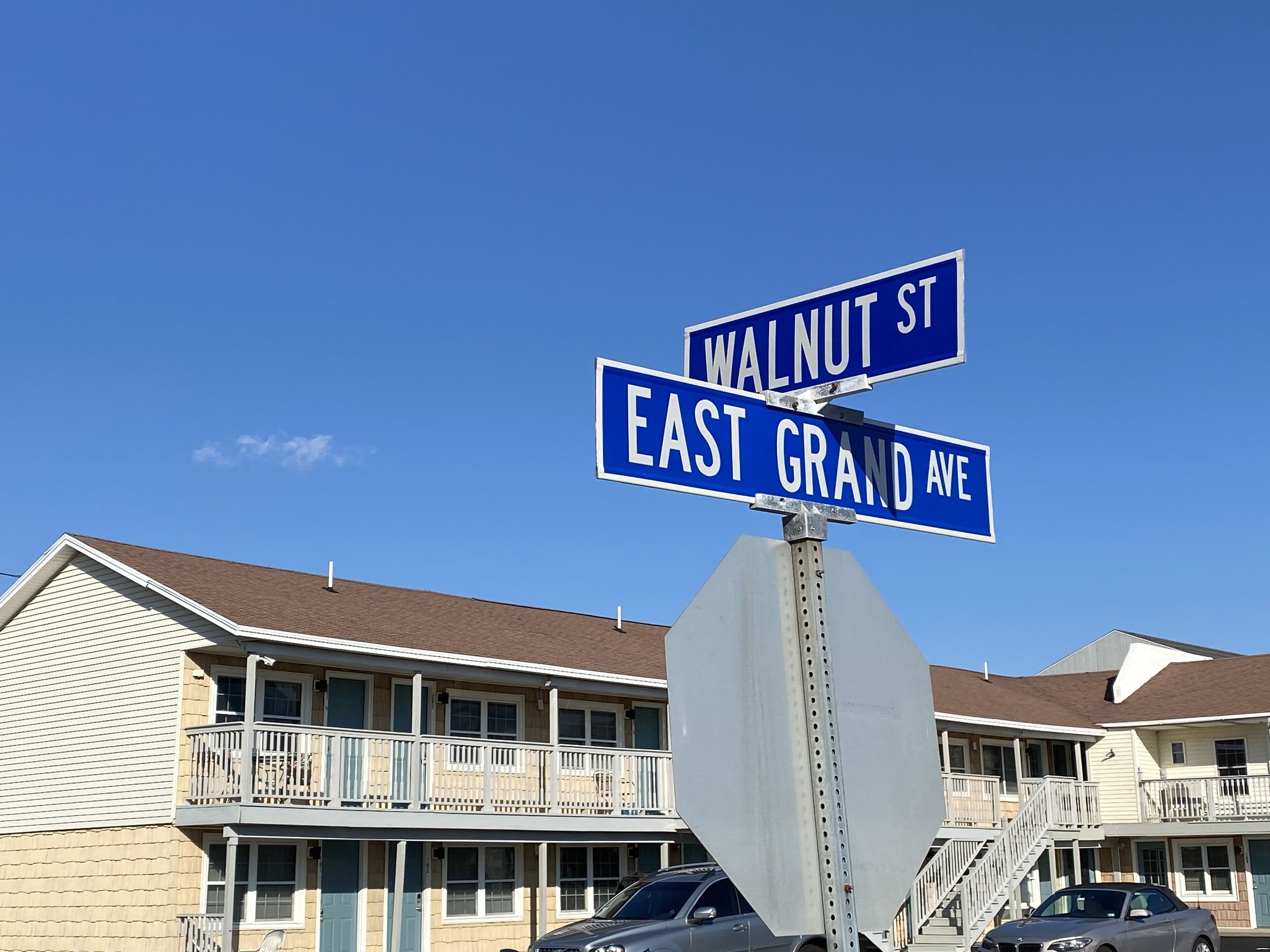 Conveniently located one block from the beach. 