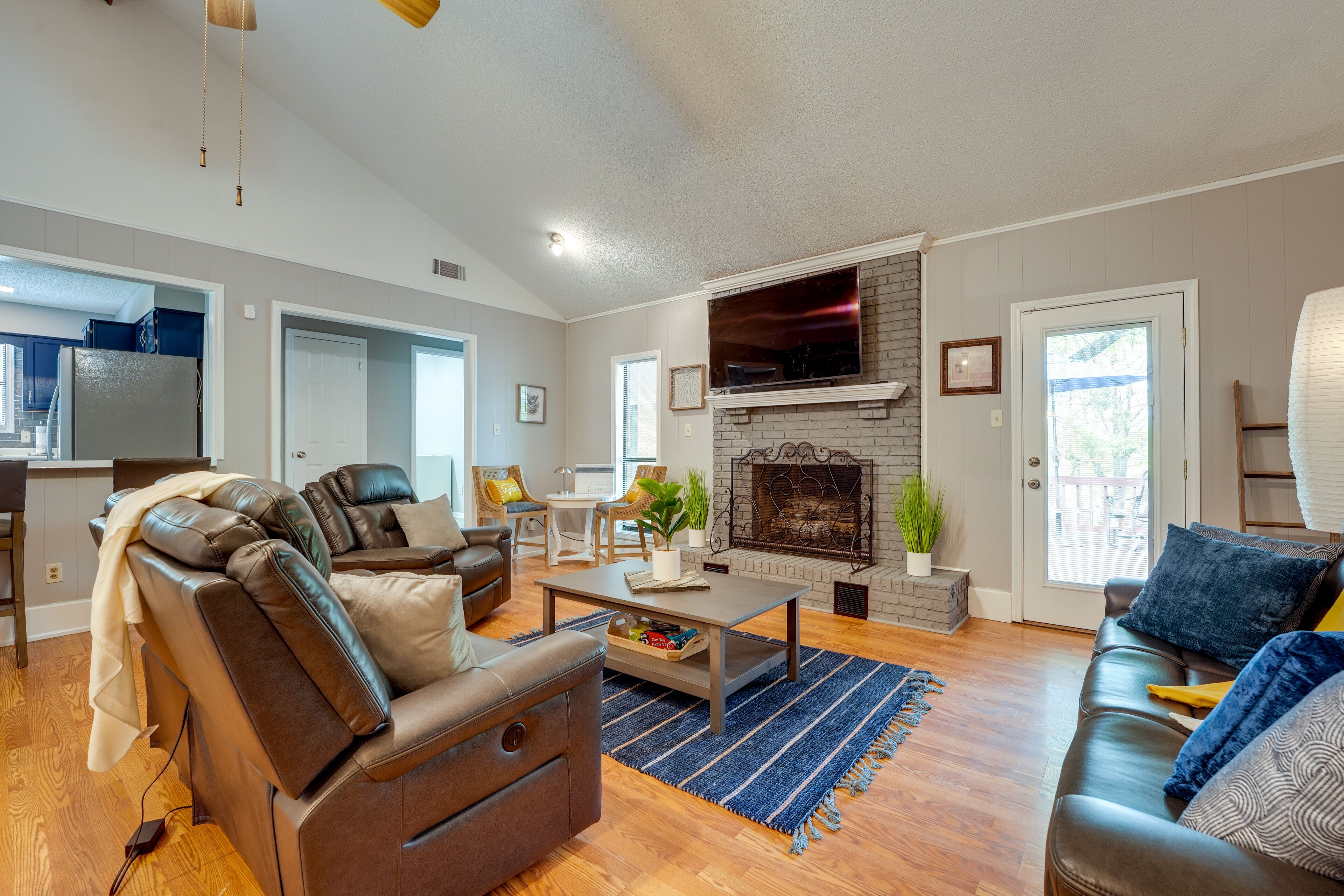 Memphis Vacation Rental Getaway w/ Large Deck