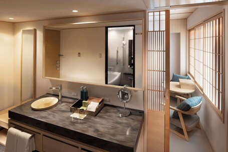 DoubleTree by Hilton Kyoto Higashiyama - Image 39