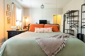 3 chambres, fer et planche à repasser, Wi-Fi, literie fournie