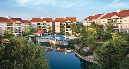 3BD Deluxe/Branson - w/Pools, BBQ, Game Room, Gym!