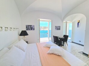 6 chambres, Wi-Fi gratuit, draps fournis