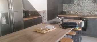 Villa 8 Couchages Avec Piscine à 10 mn à Pied de la Plage