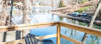 THE DRAKE ON LAKE AVALON near the Oz trails