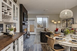 Interior - All New! Maison Monroe in Carlton (Carlton)