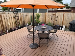 Outdoor dining - All New! Maison Monroe in Carlton (Carlton)