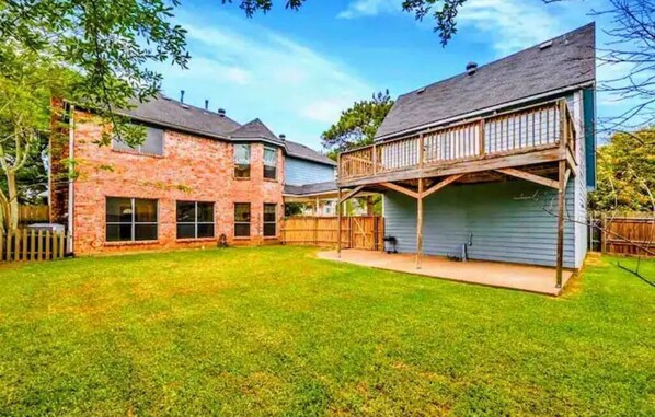 Exterior - Boho Houston: The Refuge (Tomball)