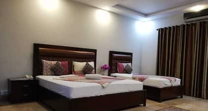 Seaview Lodge Guest House