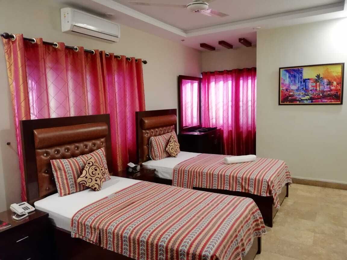9 bedrooms, iron/ironing board, travel crib, WiFi