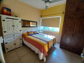 4 chambres, bureau, fer et planche à repasser, Wi-Fi gratuit