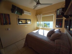 4 soverom, skrivebord, strykejern/-brett og wi-fi (inkludert)