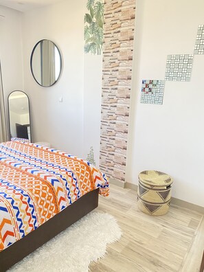 1 chambre, lit parapluie, Wi-Fi, draps fournis