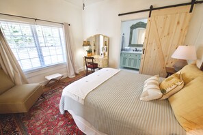 2 bedrooms, WiFi, bed sheets, wheelchair access