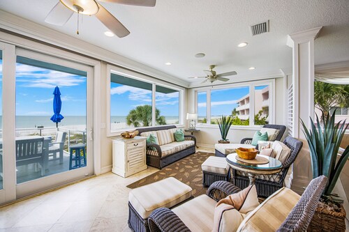 Direct Gulf Front Home! Bring Your Family! Private Pool, Spa, Volleyball Court