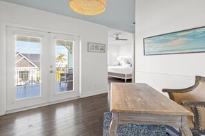 5 Schlafzimmer, Schreibtisch, Bügeleisen/Bügelbrett, kostenloses WLAN