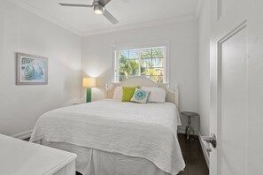 5 bedrooms, desk, iron/ironing board, free WiFi