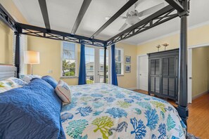 4 chambres, fer et planche à repasser, Wi-Fi gratuit, draps fournis