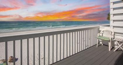 Capri Condo D! Direct Beachfront and Views!