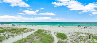 Capri Condo D! Direct Beachfront and Views!